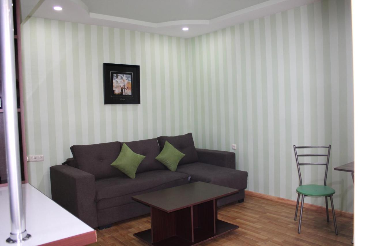 Zakyan Apartment เยเรวาน ภายนอก รูปภาพ